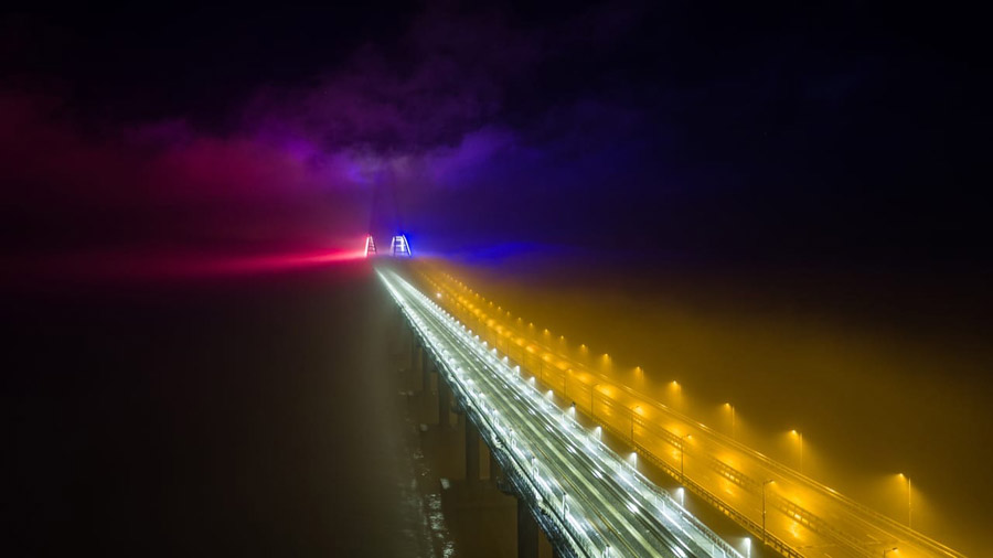 Новая подсветка крымского моста